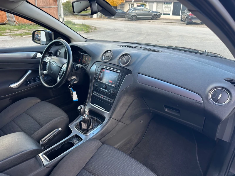 Ford Mondeo 2.0HDI Titanium Навигация Face Lift, снимка 13 - Автомобили и джипове - 52158349