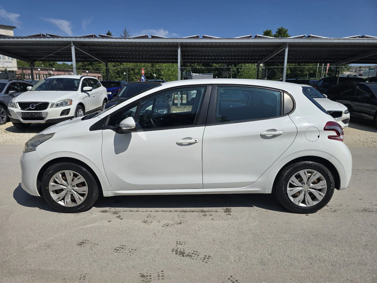 Peugeot 208 1.2 Бензин 82к.с. Топ състояние - изображение 7