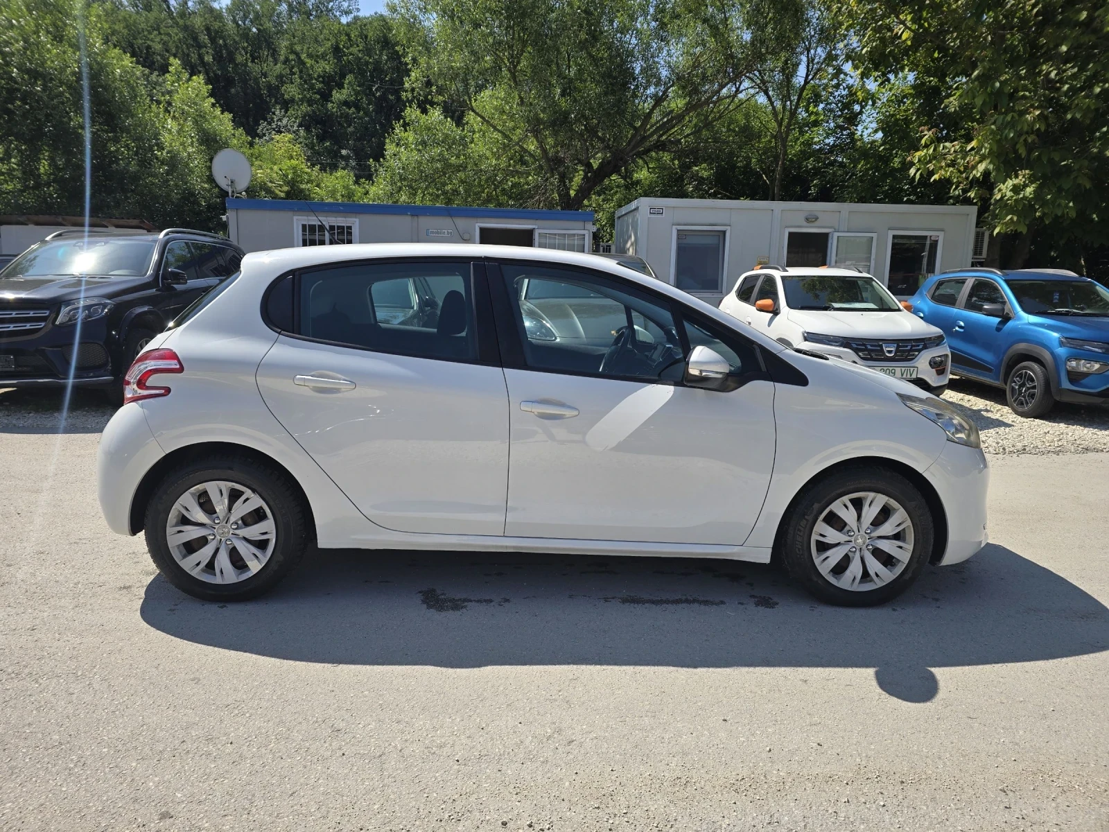 Peugeot 208 1.2 Бензин 82к.с. Топ състояние - изображение 8