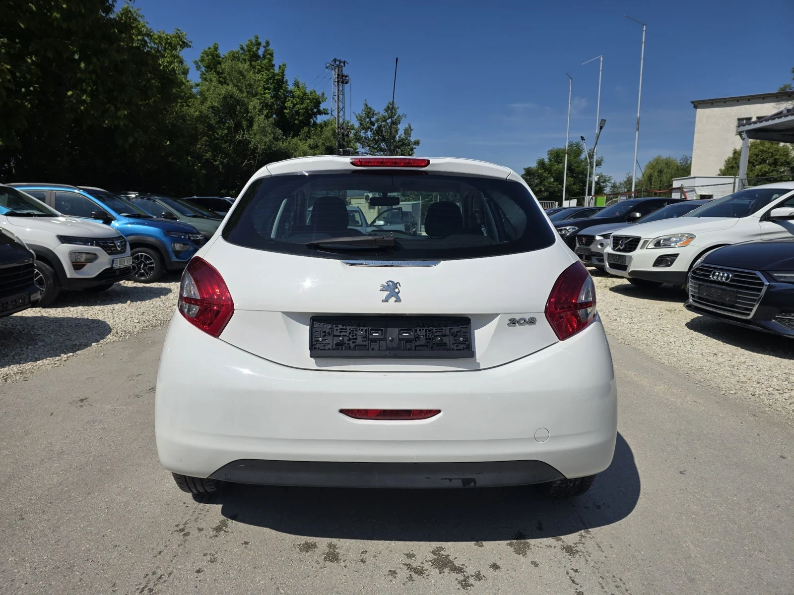 Peugeot 208 1.2 Бензин 82к.с. Топ състояние - изображение 6