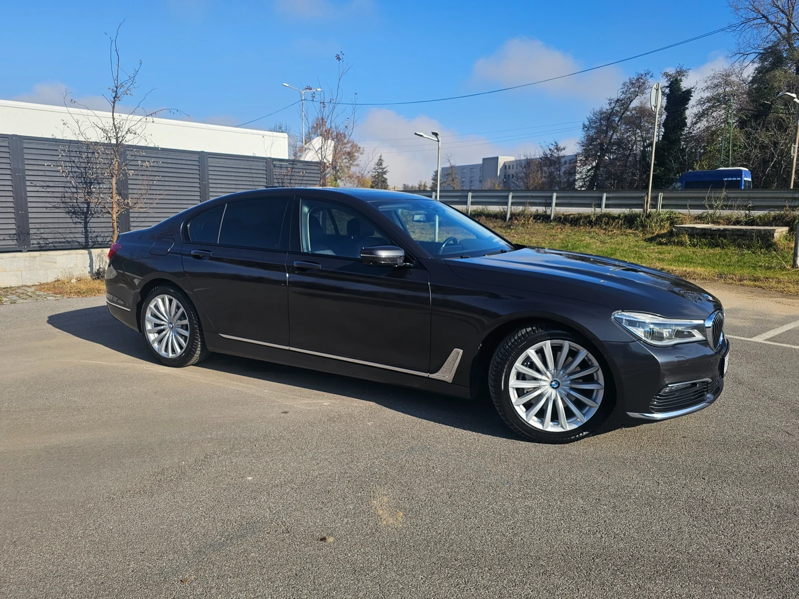 BMW 740 1 собственик, Топ състояние, Лизинг  - изображение 2