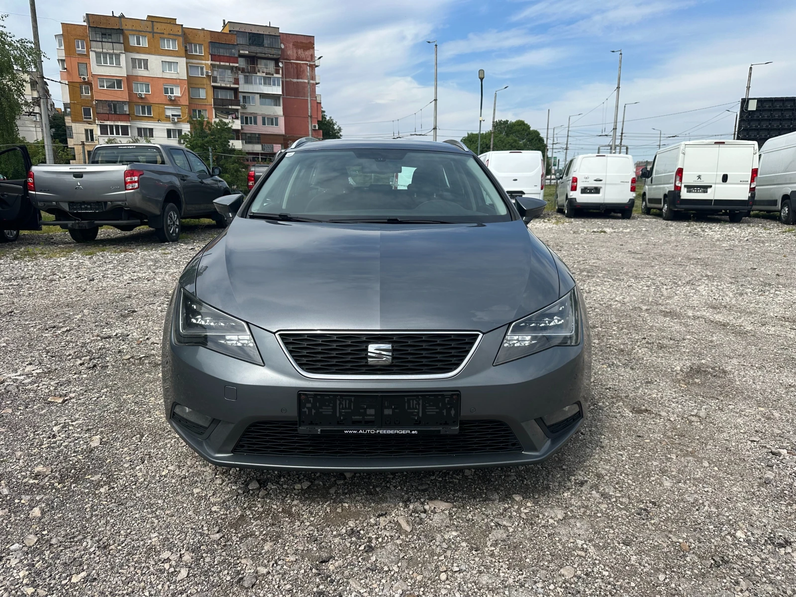 Seat Leon 1.6TDI 105kc EVRO5 - изображение 8