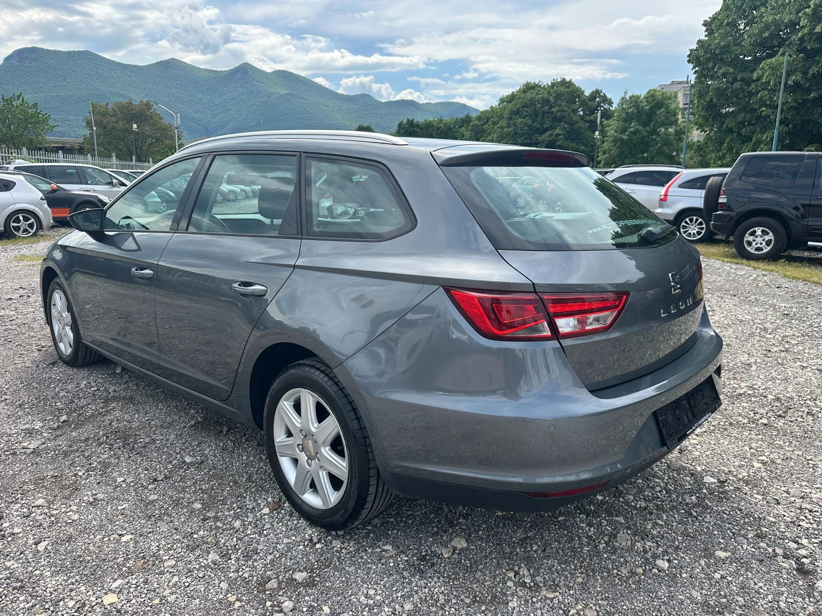 Seat Leon 1.6TDI 105kc EVRO5 - изображение 5