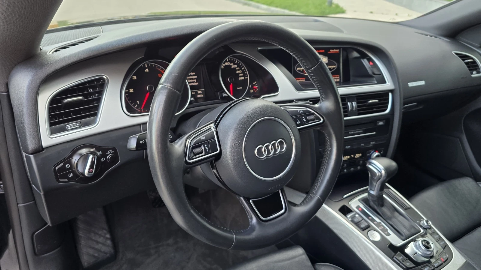 Audi A5 3.0TDI Face-lift S-Line Keyless  - изображение 8
