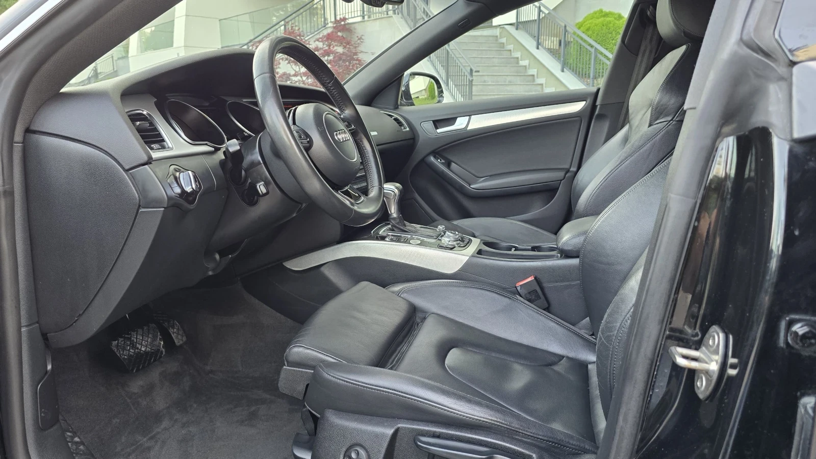 Audi A5 3.0TDI Face-lift S-Line Keyless  - изображение 10