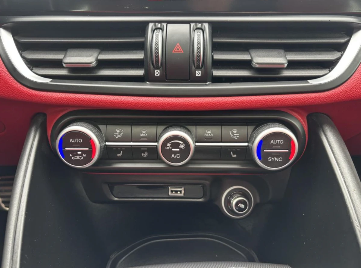 Alfa Romeo Giulia 2020 Alfa Romeo Giulia Ti Sport - изображение 7