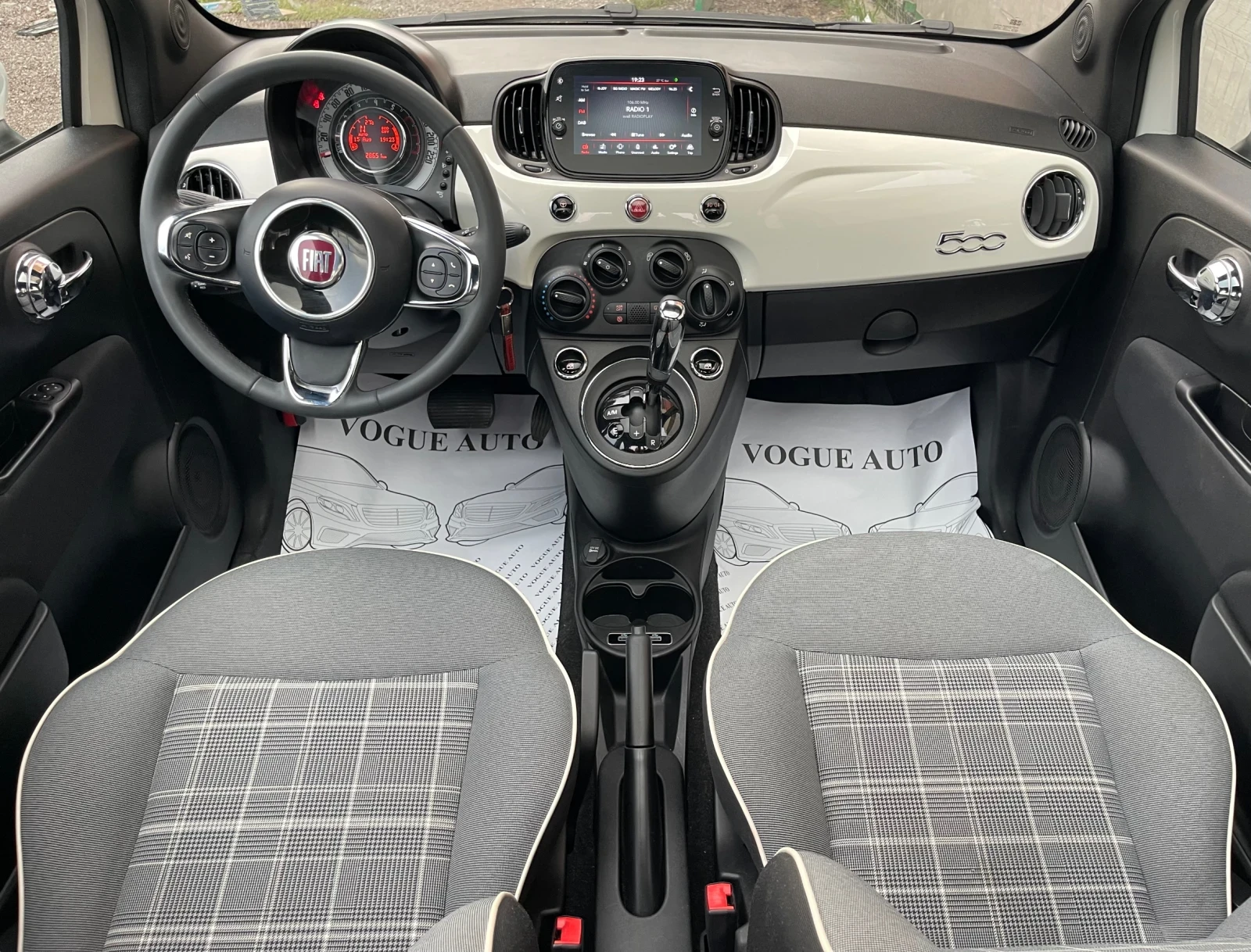 Fiat 500 69H.P.* AUTOMATIC* 29 000KM* PANO* PDC* NAVI - изображение 7