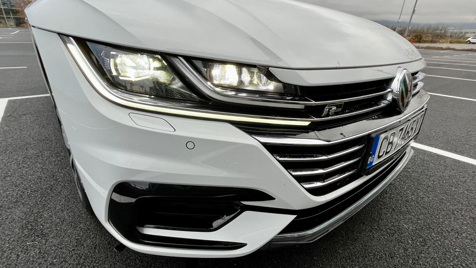VW Arteon 2.0TDI R-line FULL LED Matrix - изображение 2