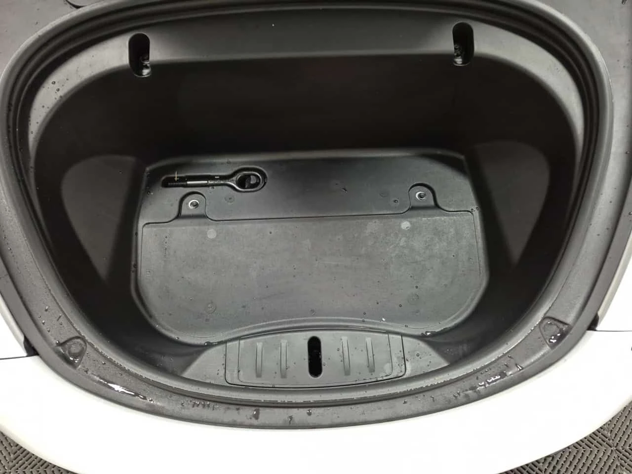 Tesla Model 3 AВТОПИЛОТ* ПАНОРАМА* 360* WIRELESS PHONE CHARGE, снимка 13 - Автомобили и джипове - 53818558