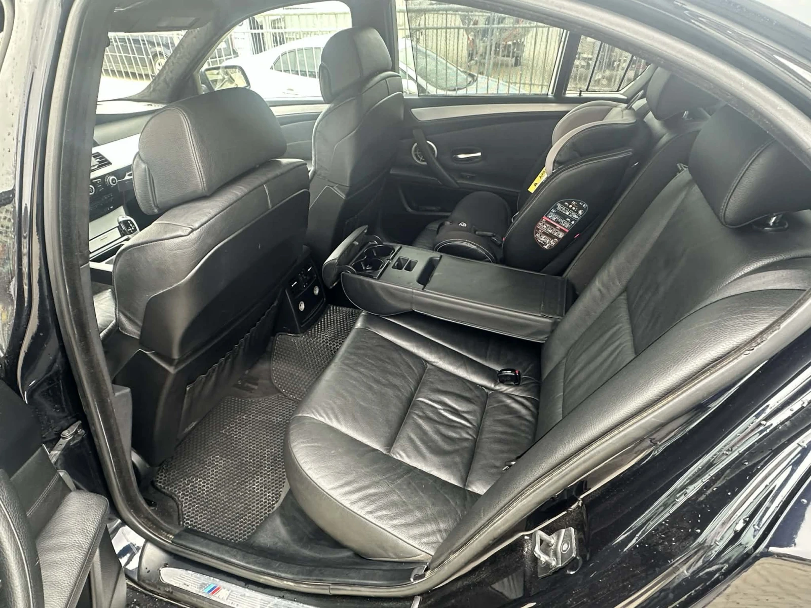 BMW 530, снимка 12 - Автомобили и джипове - 54069511