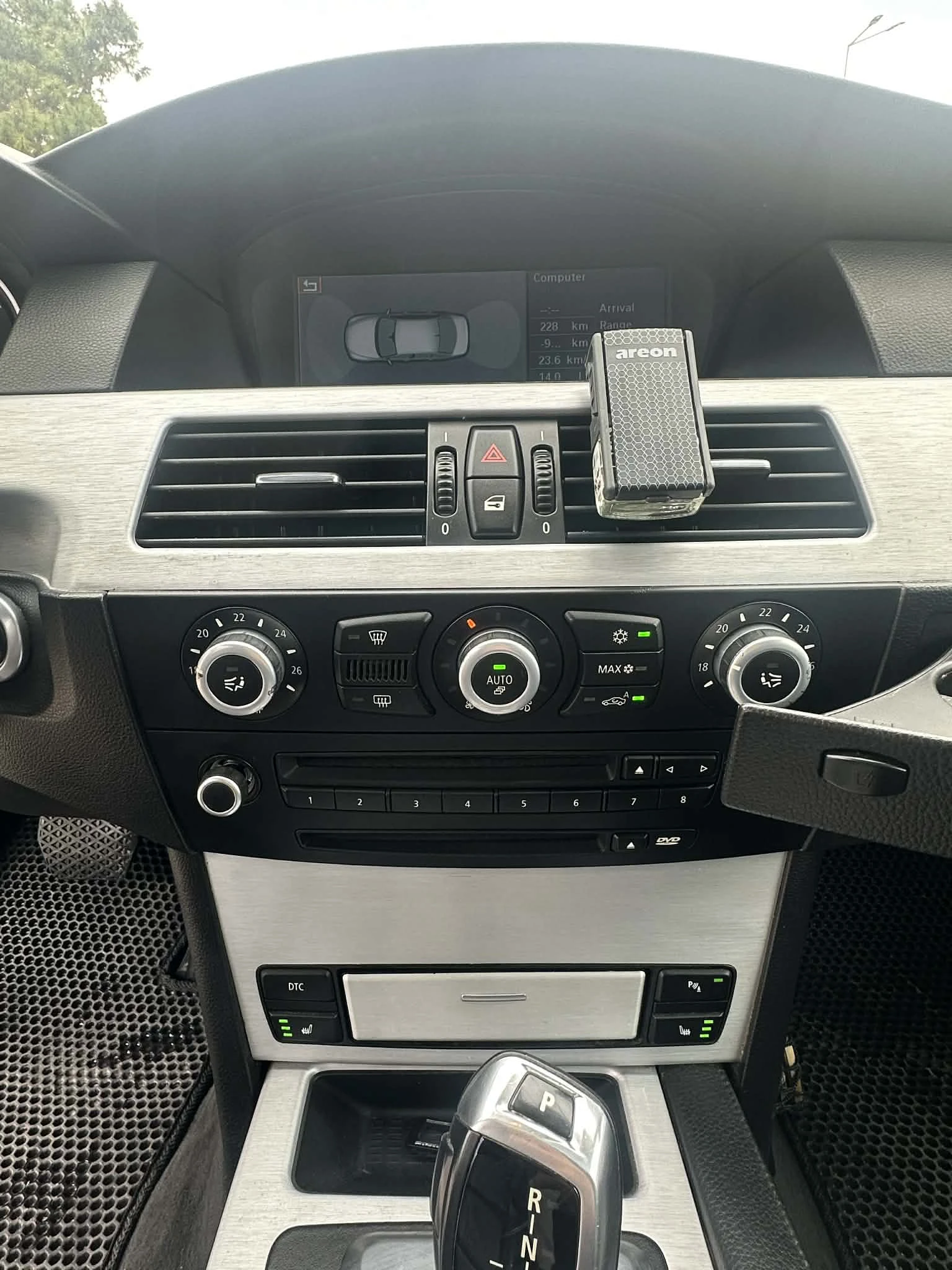 BMW 530, снимка 8 - Автомобили и джипове - 54069511