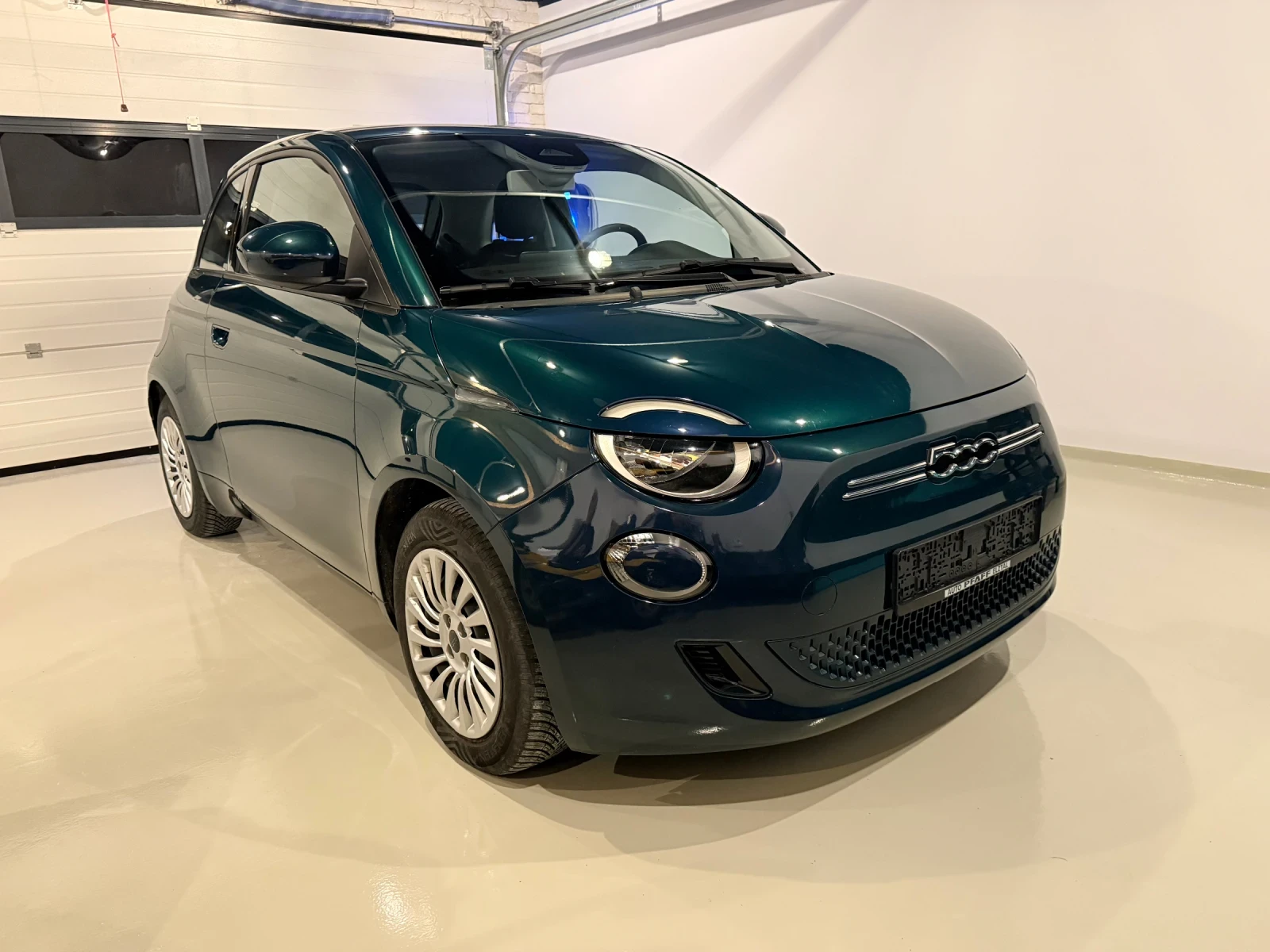 Fiat 500e 42KWh 2023г 19000Км, снимка 2 - Автомобили и джипове - 54211881