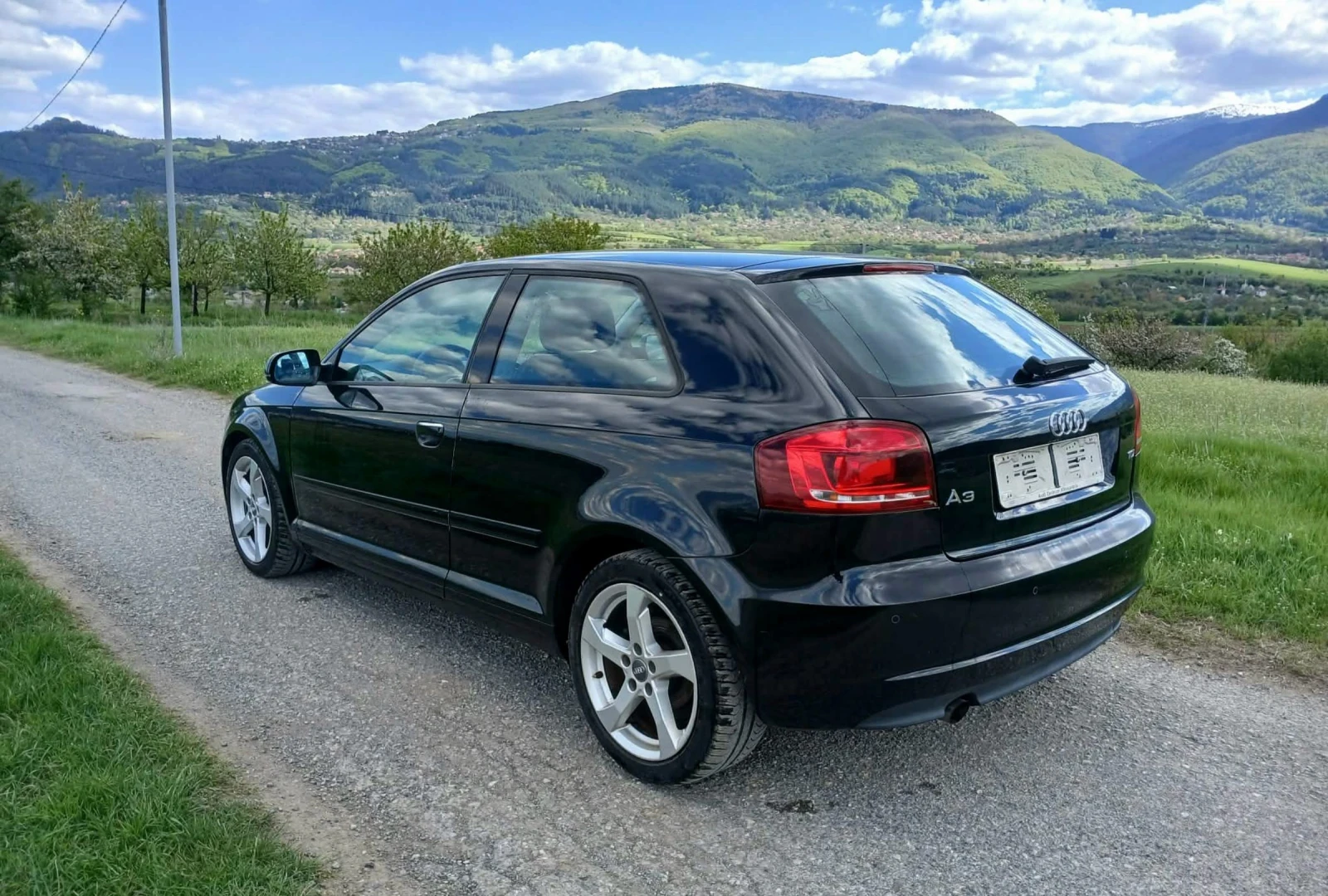 Audi A3 Facelift * LED * START/STOP - ТОП , снимка 7 - Автомобили и джипове - 54272371