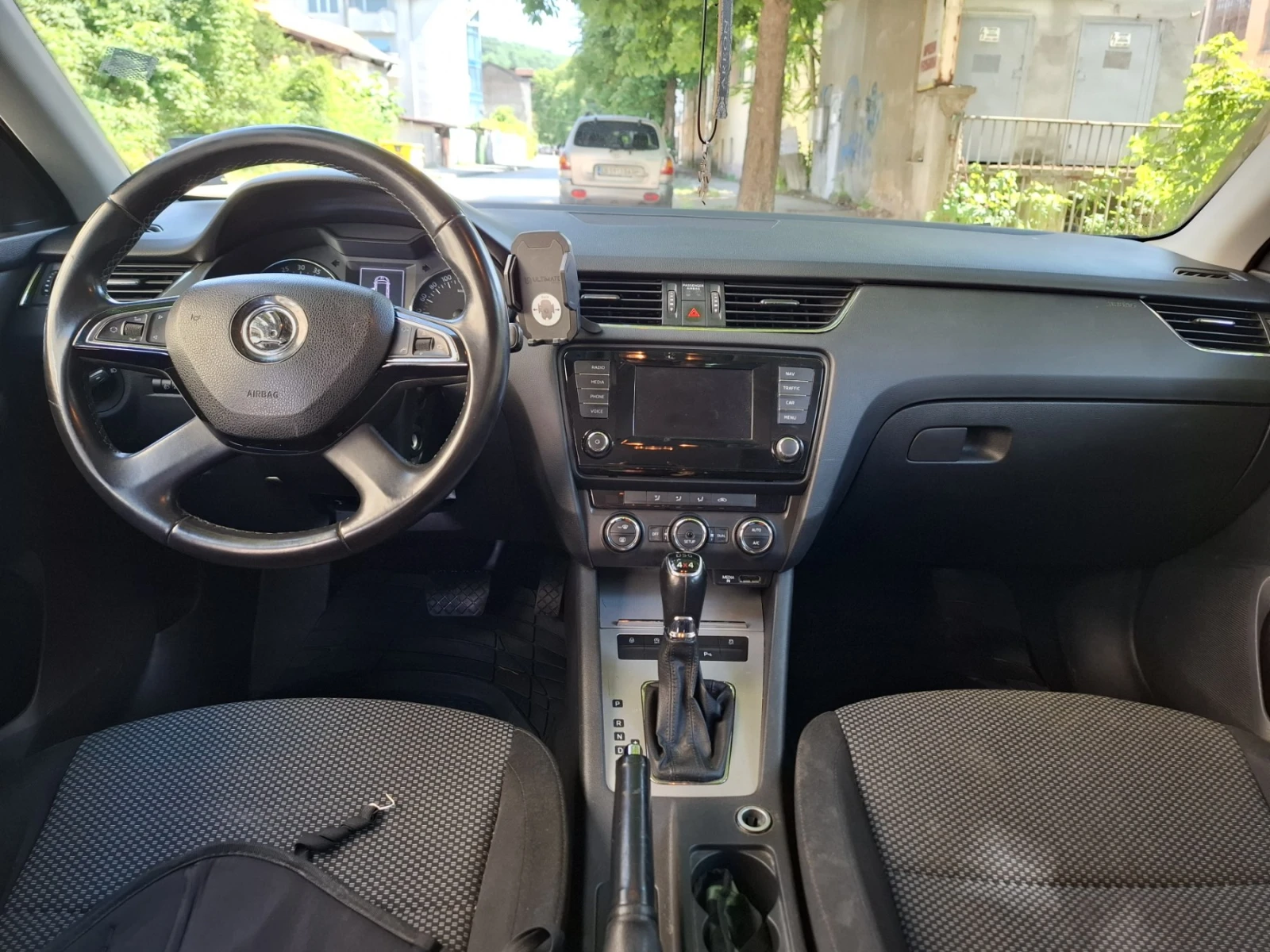 Skoda Octavia, снимка 12 - Автомобили и джипове - 55104803