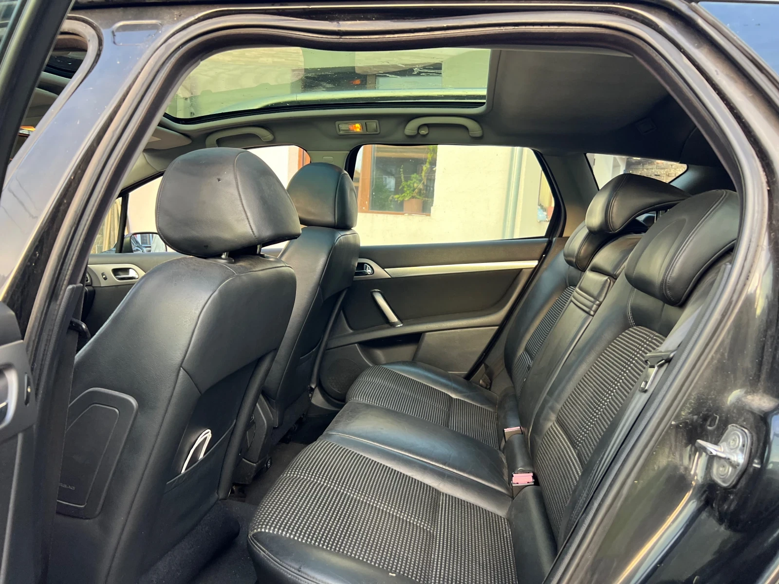 Peugeot 407 2.0 HDI FULL ПАНОРАМА !!!, снимка 13 - Автомобили и джипове - 55424891