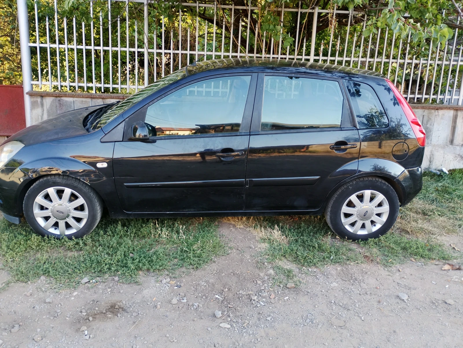 Ford Fiesta, снимка 8 - Автомобили и джипове - 55750317