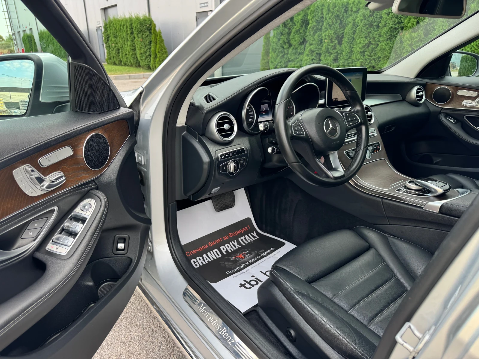 Mercedes-Benz C 250 CDI 4Matic* Distronic* HeadUp* ШВЕЙЦАРИЯ!!!, снимка 8 - Автомобили и джипове - 55827326