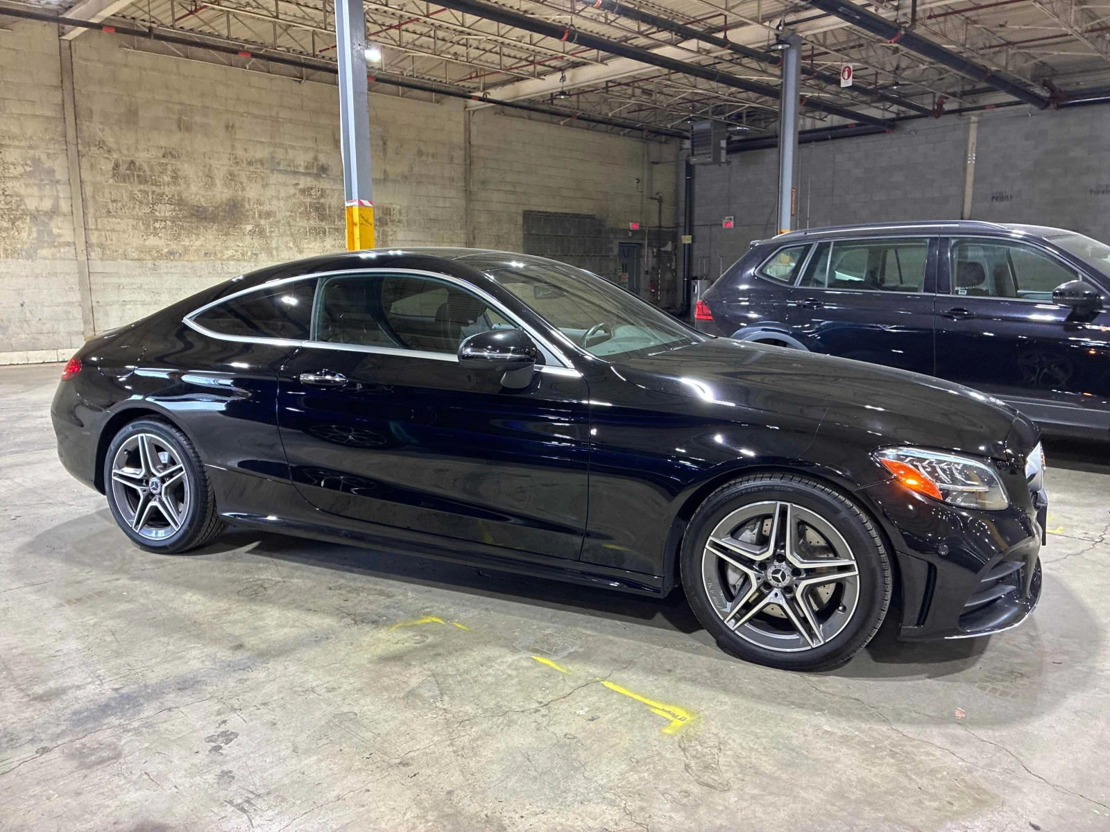 Mercedes-Benz C 300 * CARFAX * БЕЗ ПЪРВОНАЧАЛНА ВНОСКА, снимка 17 - Автомобили и джипове - 55967538