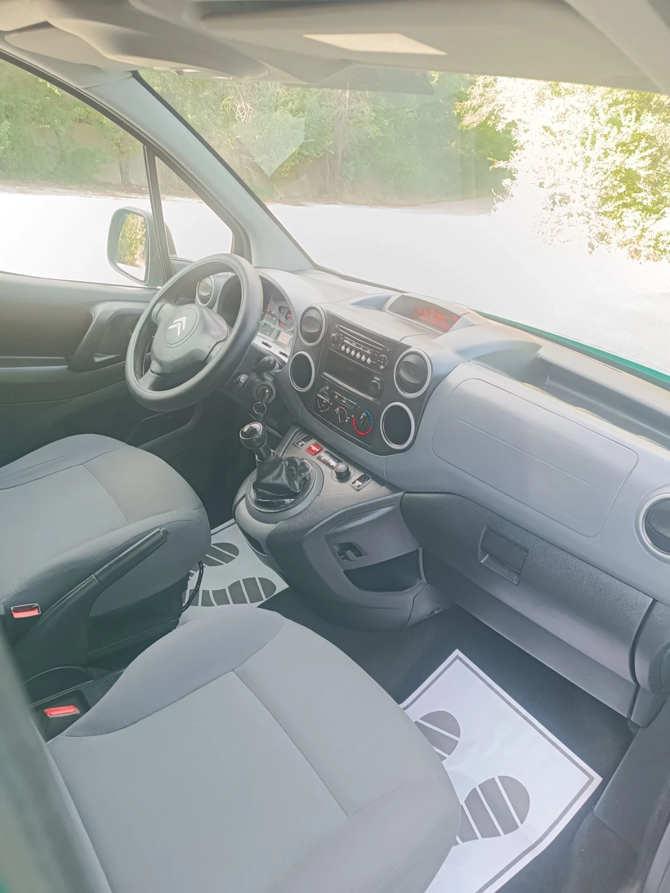 Citroen Berlingo, снимка 8 - Автомобили и джипове - 56075305