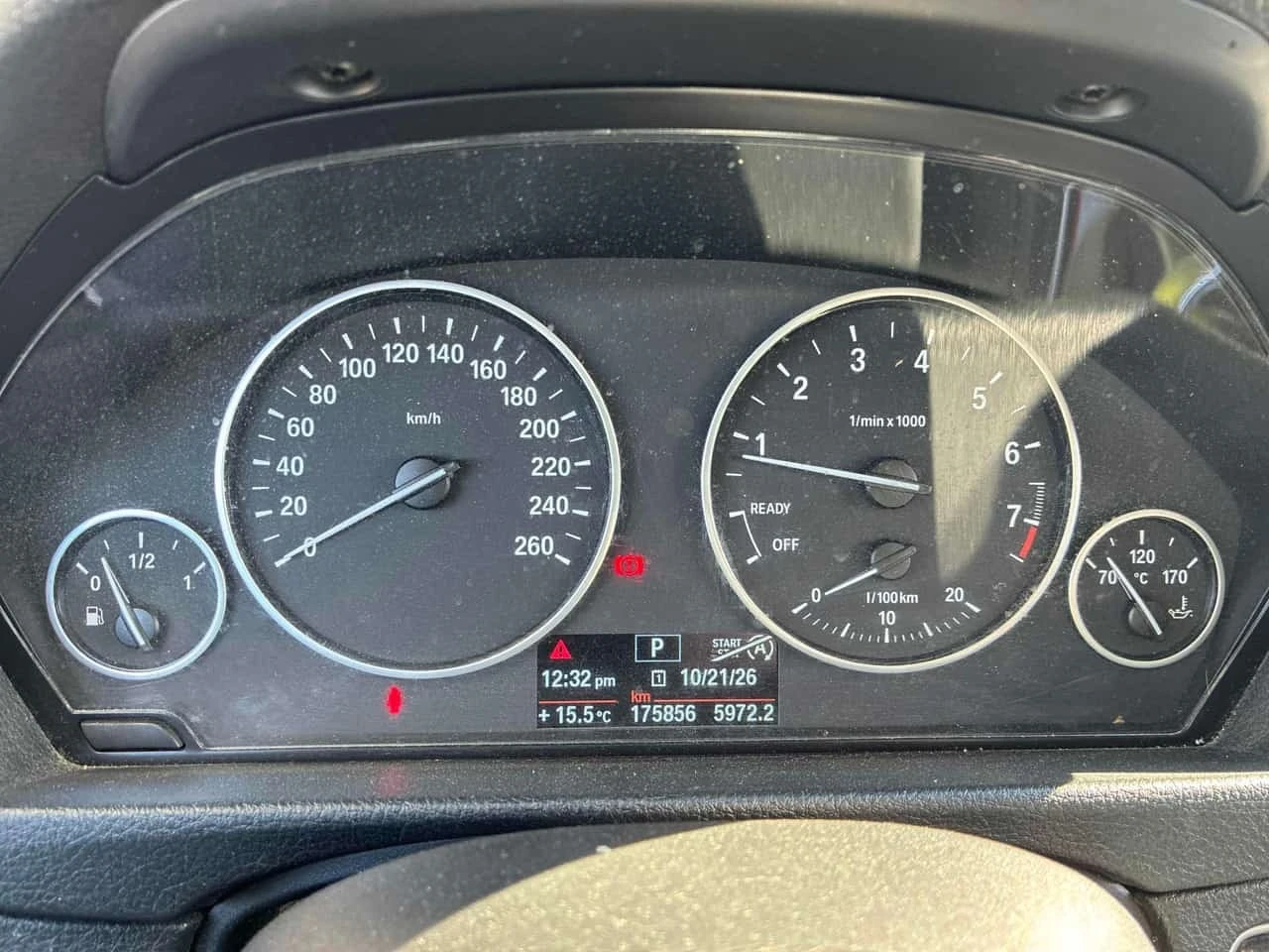 BMW 320 * 4dr Sdn 320i xDrive AWD * CARFAX *  | Mobile.bg � ����������� 8