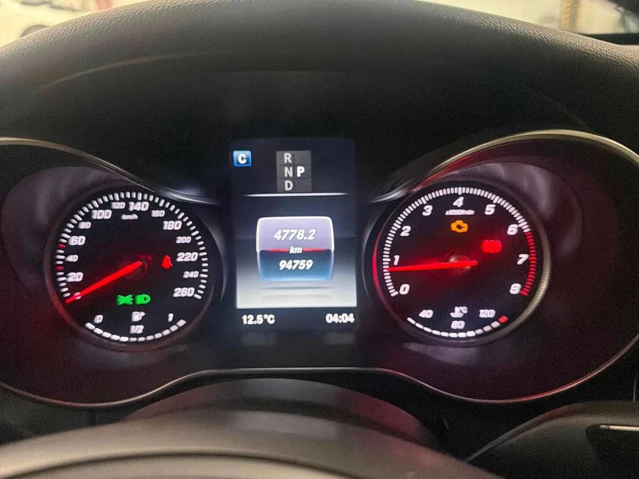 Mercedes-Benz C 300, снимка 8 - Автомобили и джипове - 56728768