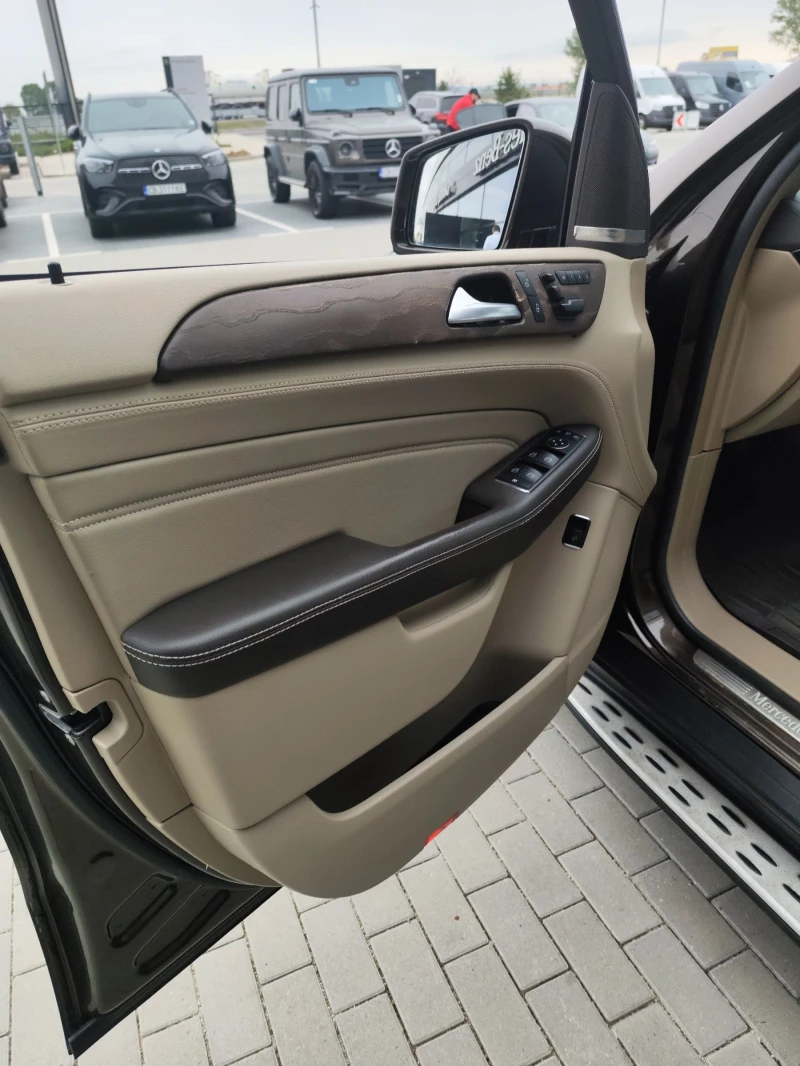 Mercedes-Benz ML 250, снимка 12 - Автомобили и джипове - 47307815