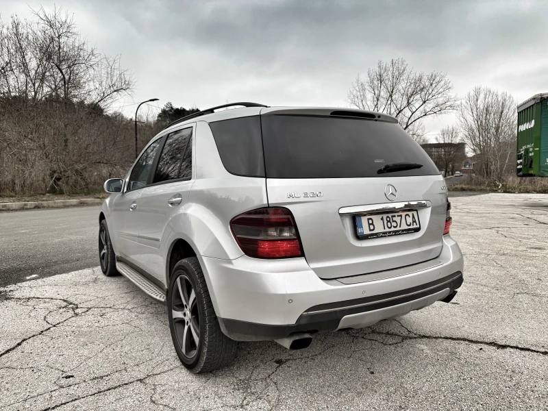 Mercedes-Benz ML 320 TOP, снимка 3 - Автомобили и джипове - 48953634