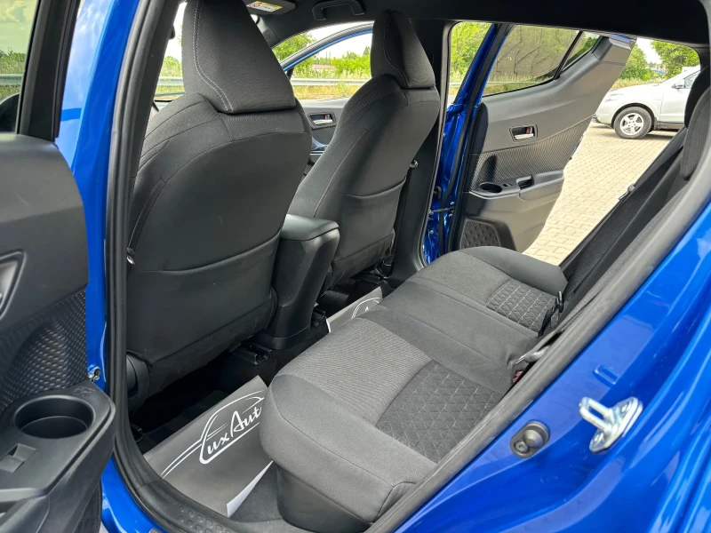 Toyota C-HR 2.0HYBRID#FACELIFT#ПОДГРЕВ#КАМЕРА#МАСАЖ, снимка 15 - Автомобили и джипове - 50683252