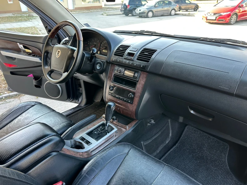 SsangYong Rexton 270Xdi, снимка 12 - Автомобили и джипове - 51816610