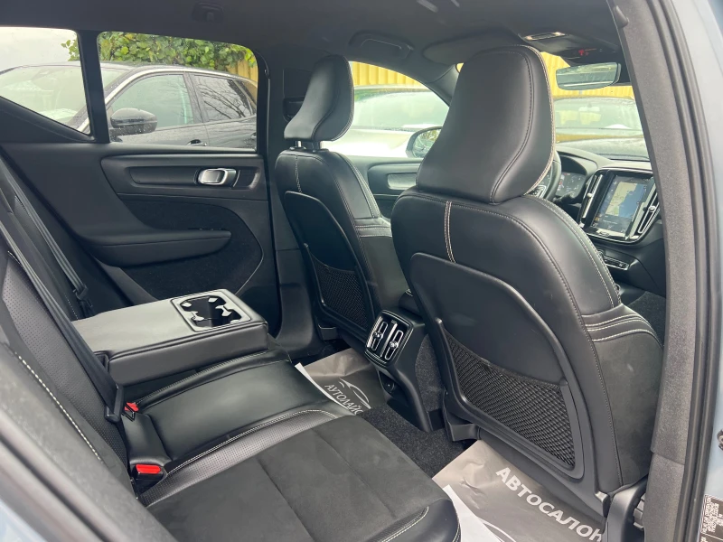 Volvo XC40 Rdesign DISTR CAMERA , снимка 13 - Автомобили и джипове - 51975460
