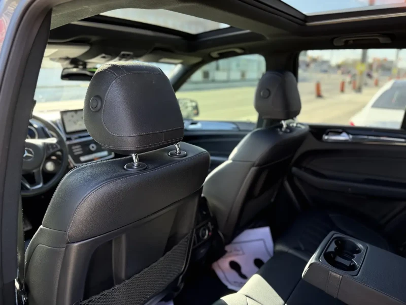 Mercedes-Benz GLE 400 AMG, DISTRONIC, 360* HARMAN/KARDON, PANORAMA, ПОДГ, снимка 12 - Автомобили и джипове - 52594613