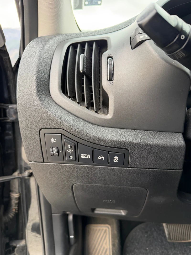 Kia Sportage, снимка 10 - Автомобили и джипове - 52659356