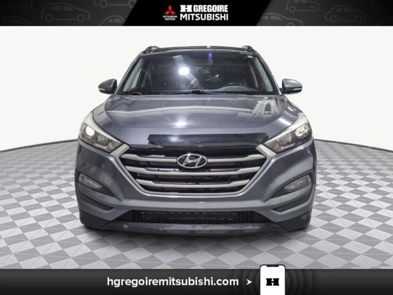 Hyundai Tucson * SE * AWD * Toit Pano * Cam?ra * Bancs Chauffants, снимка 2 - Автомобили и джипове - 52805156