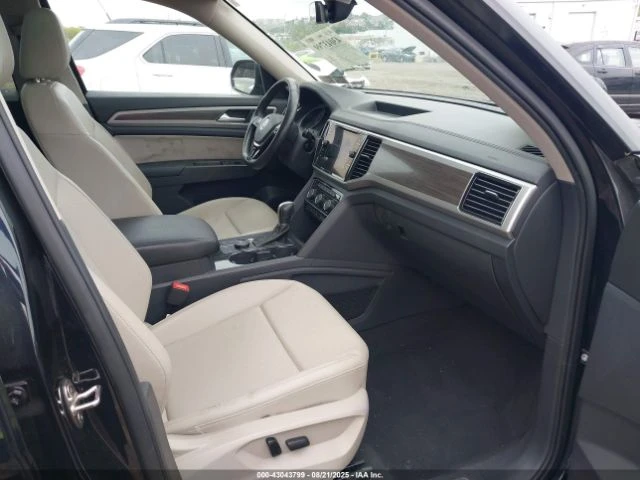 VW Atlas 4MOTION* ПОДГРЕВ* ОБДУХВАНЕ* ПАНОРАМА* МЪРТВА ТОЧК - изображение 9