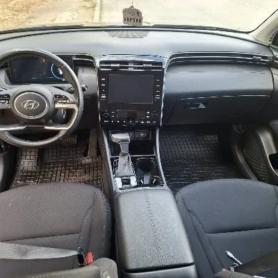 Hyundai Tucson, снимка 5 - Автомобили и джипове - 56646032