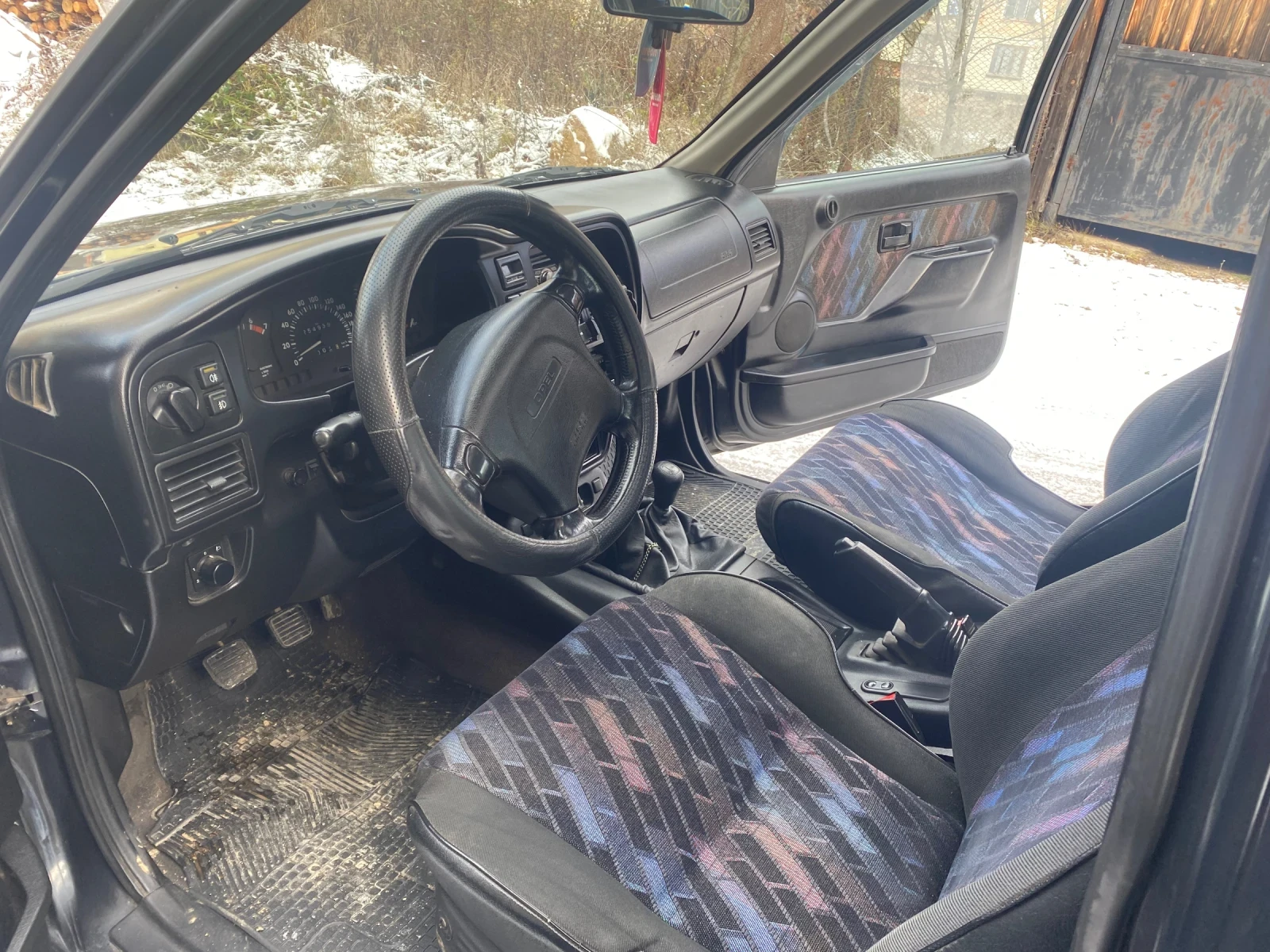 Opel Frontera 2.0I - изображение 8