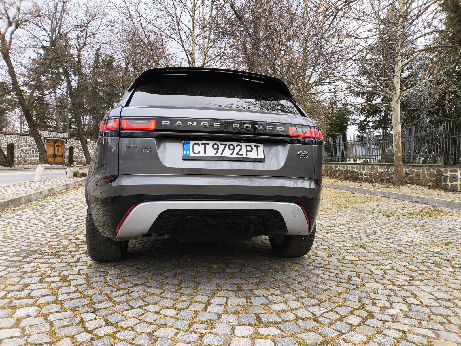 Land Rover Range Rover Velar 2.0d - изображение 8