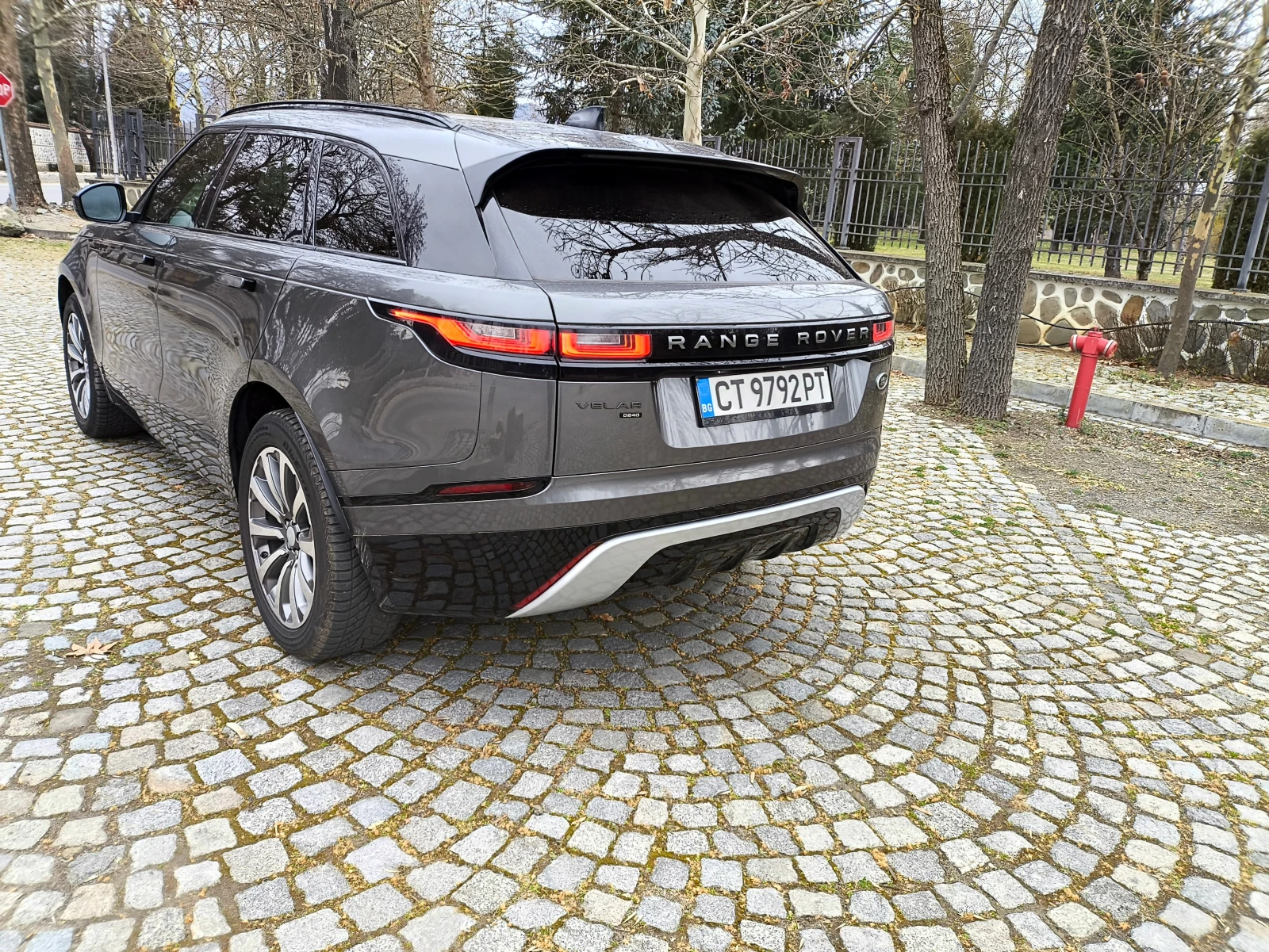 Land Rover Range Rover Velar 2.0d - изображение 6