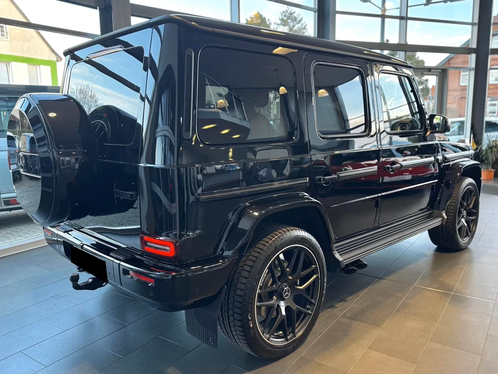 Mercedes-Benz G 63 AMG, снимка 2 - Автомобили и джипове - 51847599