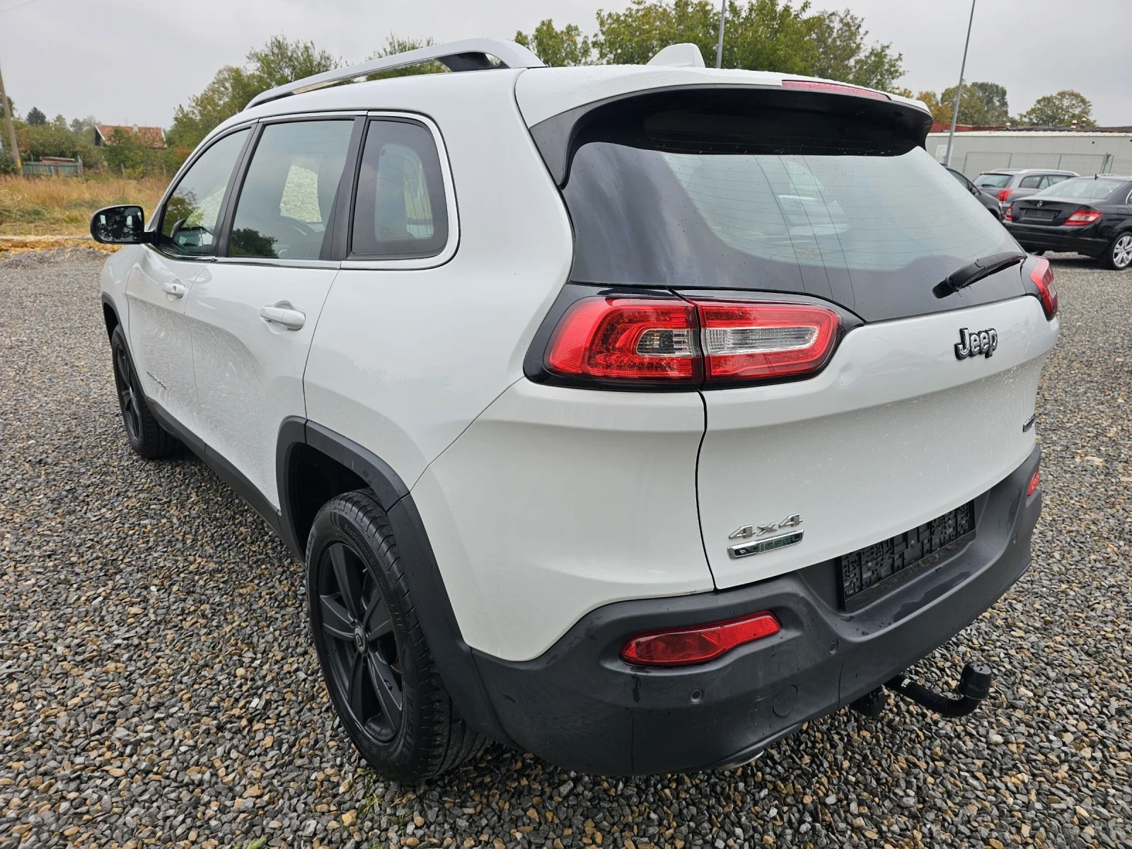 Jeep Cherokee 2.0Multijet 170k.c Atomat - изображение 5