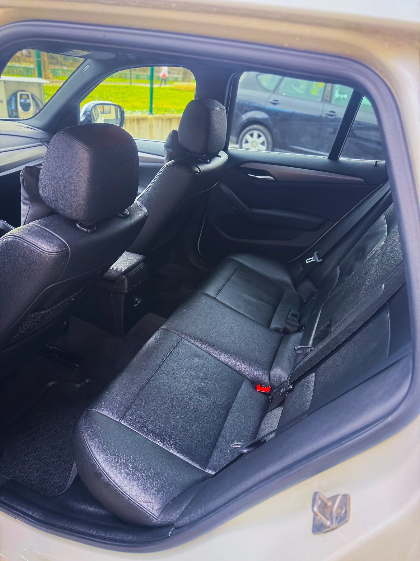 BMW X1  - изображение 6