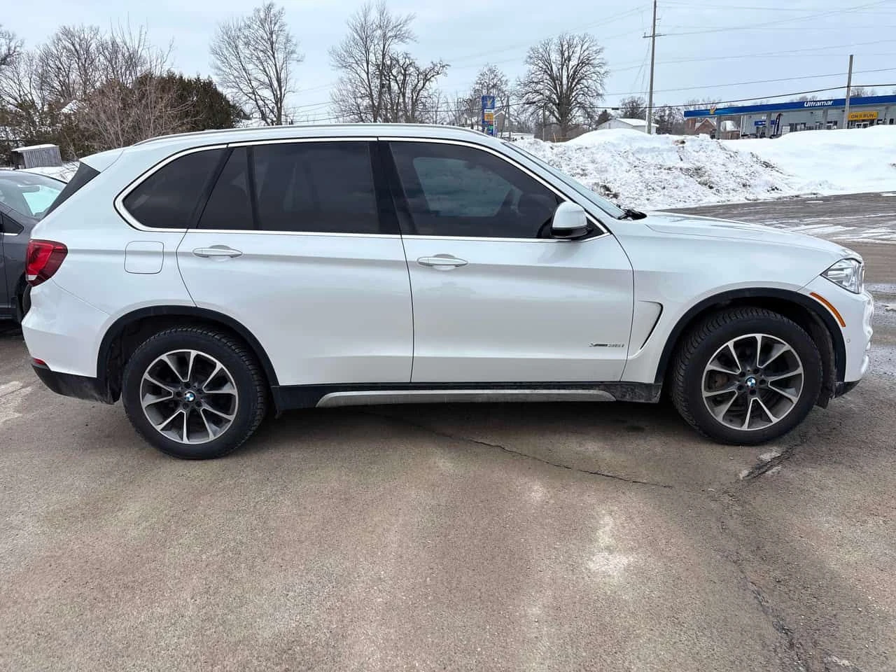 BMW X5 xDrive35i/CARFAX/ПАНОРАМА/ПОДГРЕВИ/HUD - изображение 4