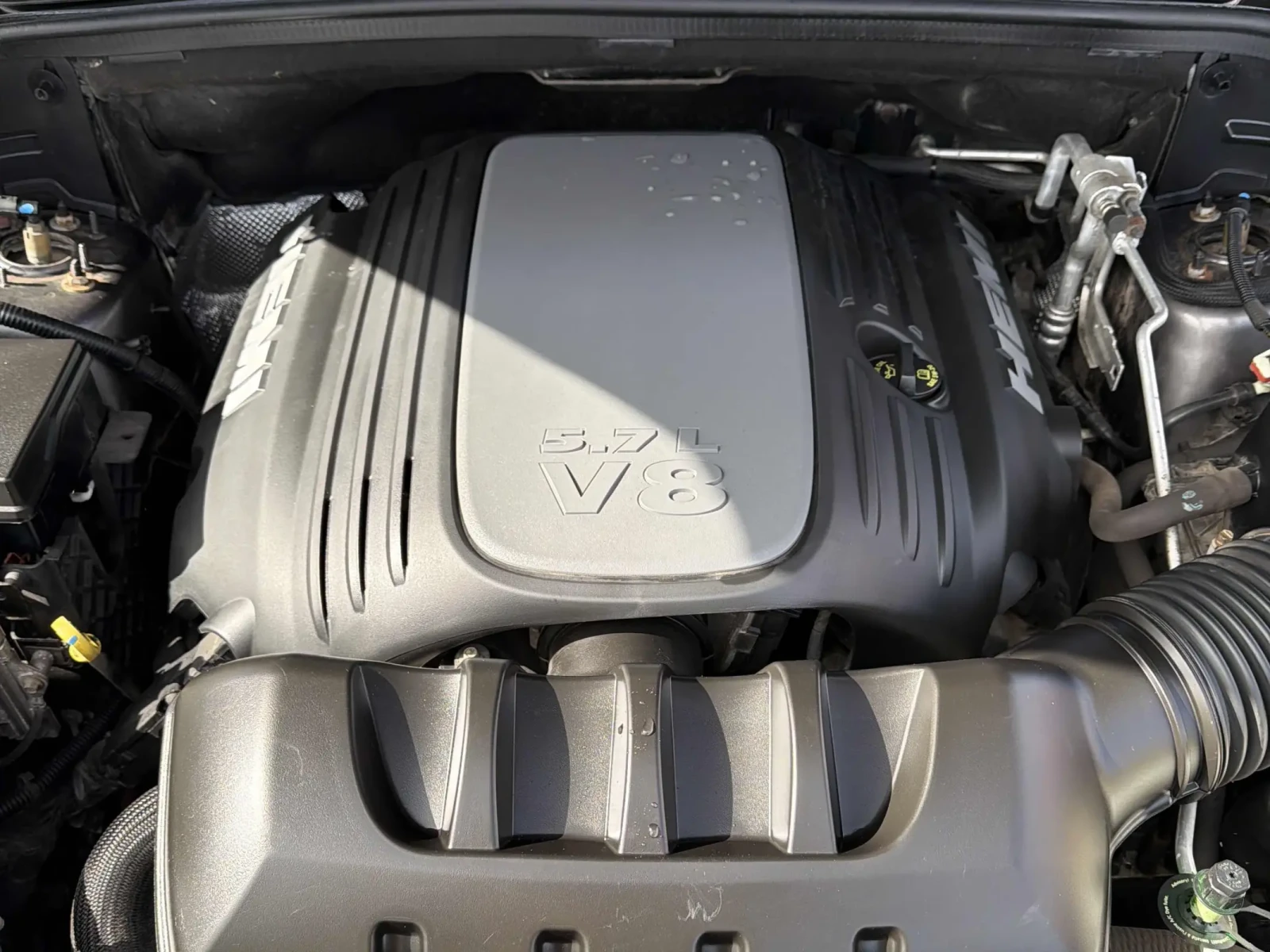 Jeep Grand cherokee SUMMIT* 5.7* V8* 8ZF* ДИСТРОНИК* ОБДУХВАНЕ* КАМЕРА, снимка 17 - Автомобили и джипове - 53829857