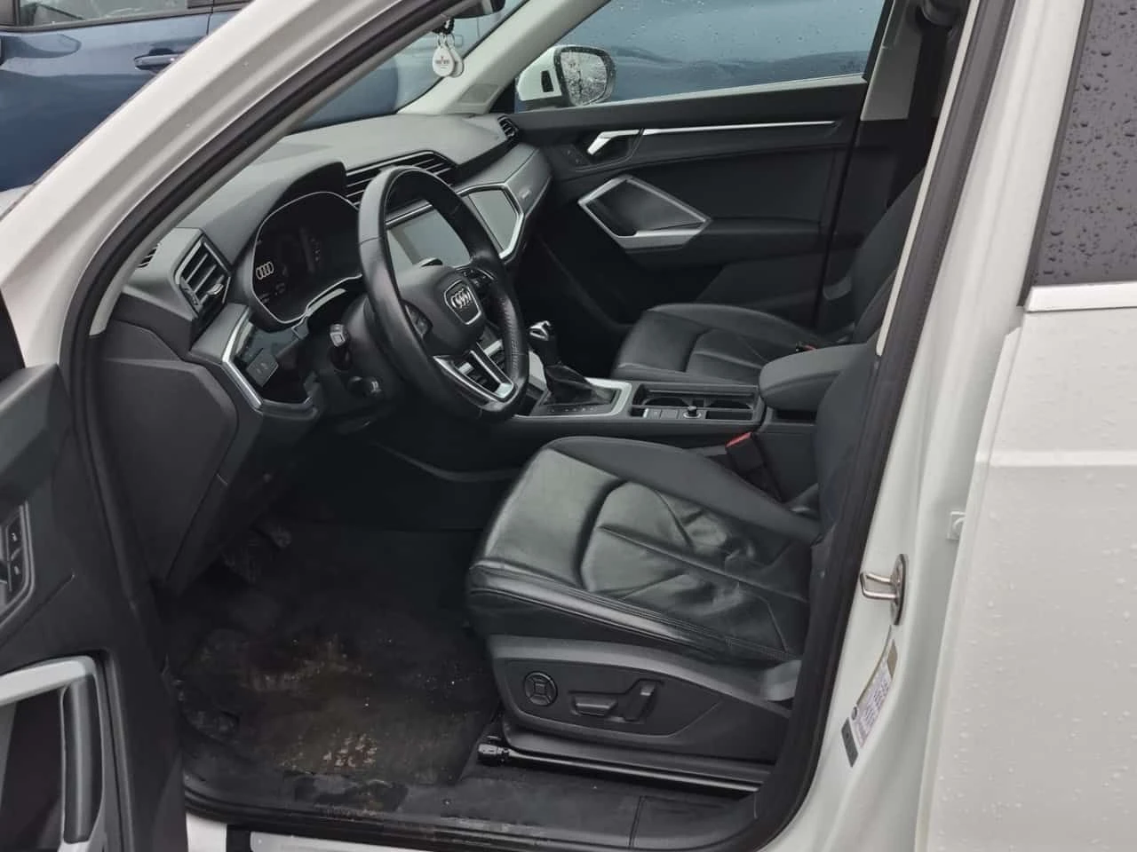 Audi Q3 PROGRESSIV| PANORAMA| 2 КЛЮЧА| CARFAХ, снимка 8 - Автомобили и джипове - 54077470