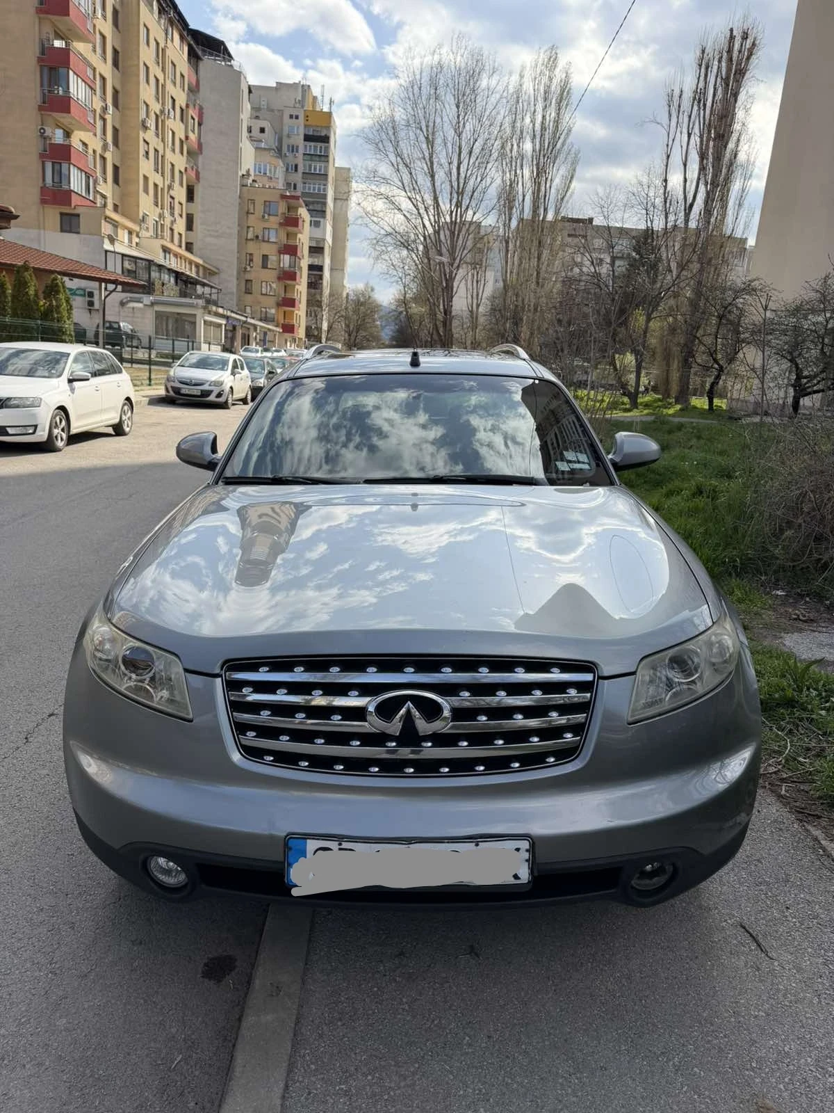 Infiniti Fx 35, снимка 3 - Автомобили и джипове - 54174949