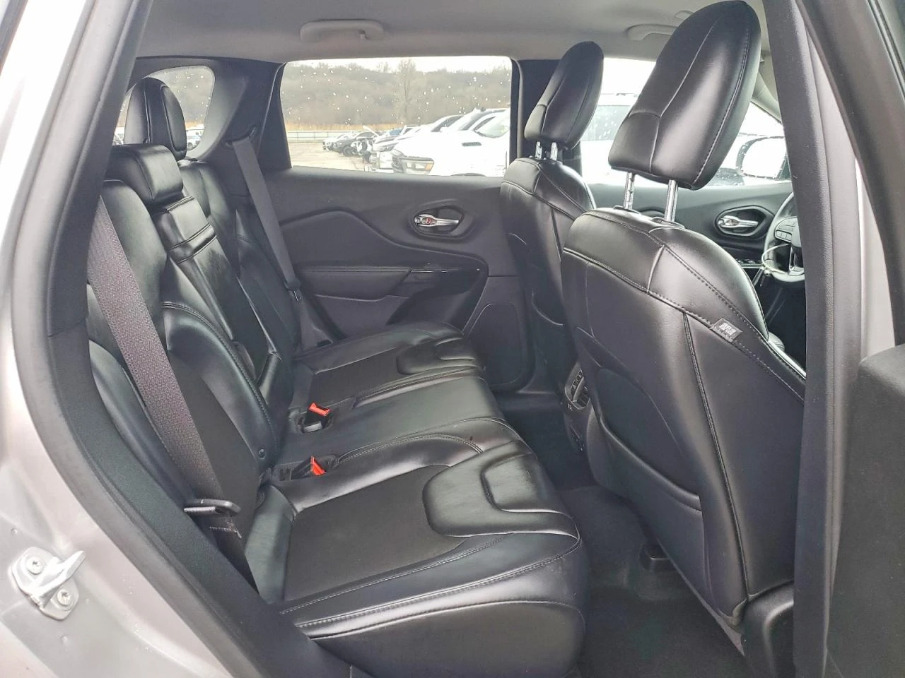 Jeep Cherokee Latitude Plus 4х4 * Крайна цена до БГ* , снимка 11 - Автомобили и джипове - 54400573