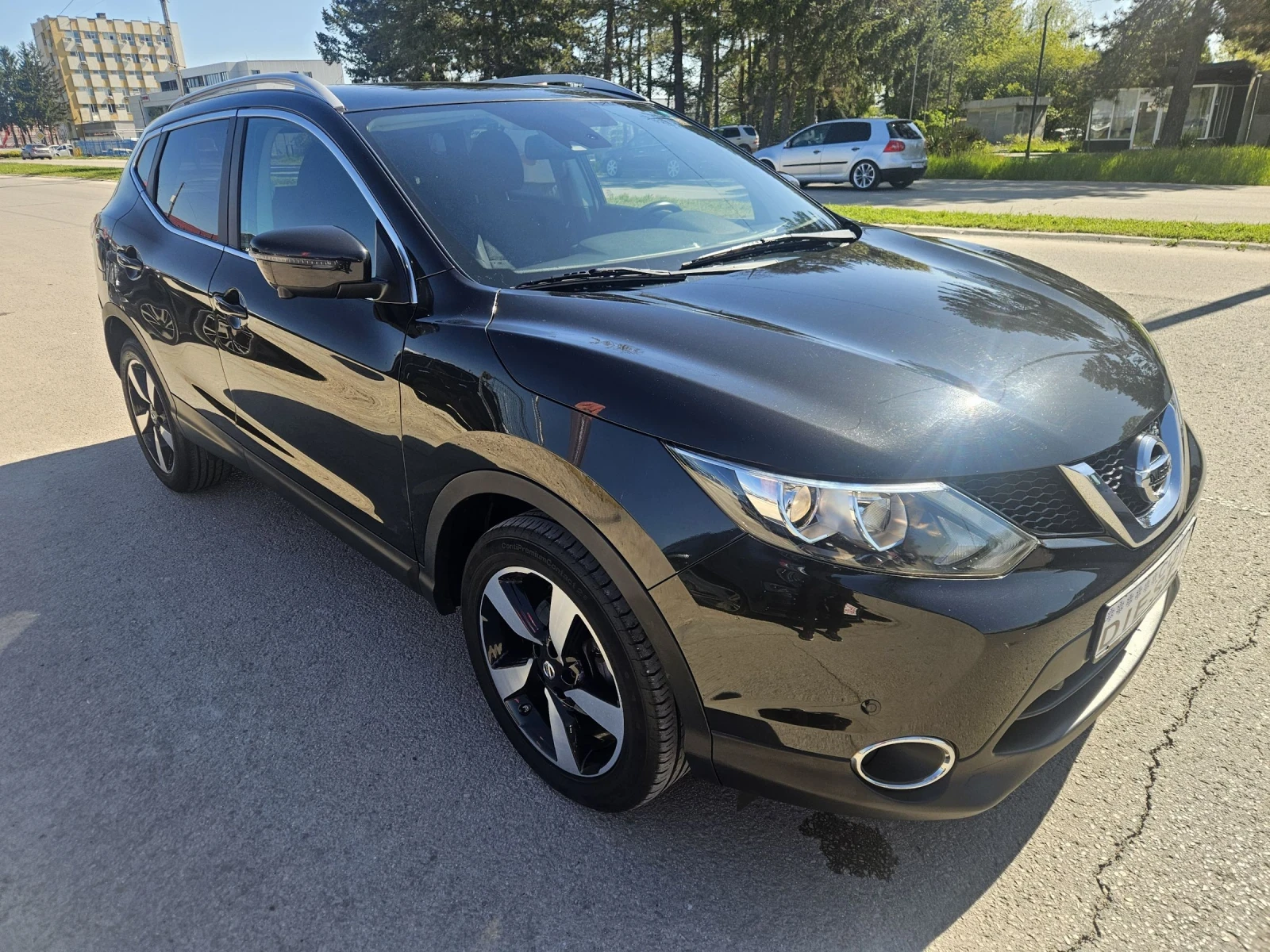 Nissan Qashqai 1.6 tdi  131 k.c.4?4 , снимка 3 - Автомобили и джипове - 54461369