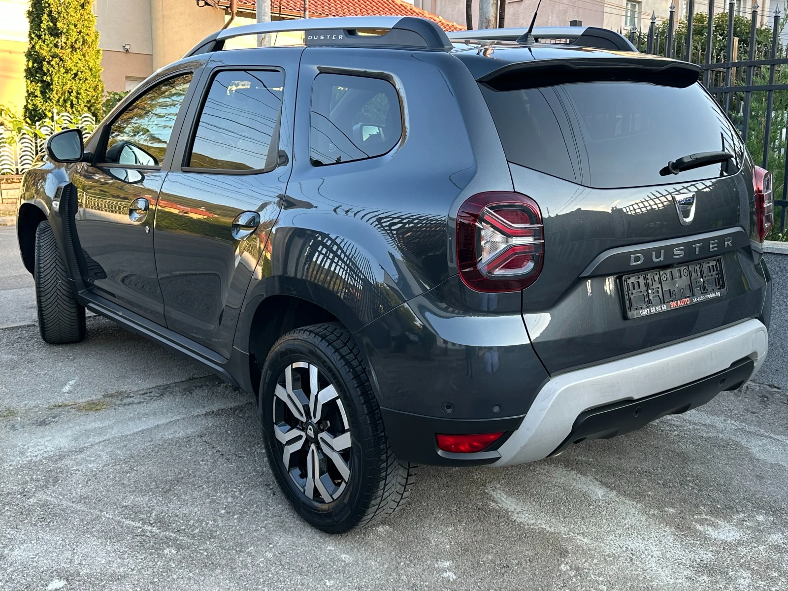Dacia Duster 1.0TCE-ГАЗ-LED-NAVI-CAMERA-PDC-2022g-FACELIFT-6ск, снимка 4 - Автомобили и джипове - 55711669