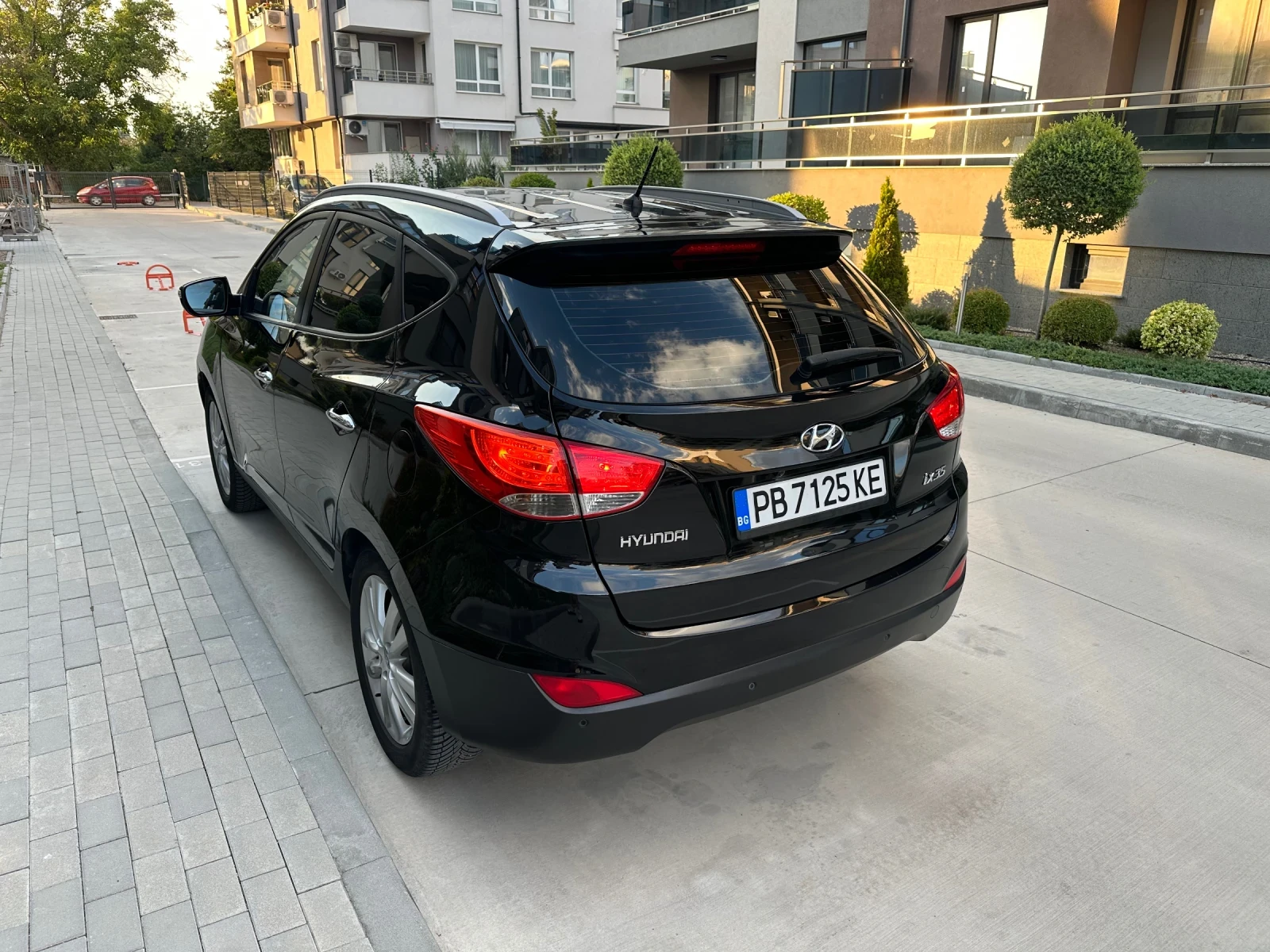 Hyundai IX35 2.0 MPI GAZ AUTO, снимка 4 - Автомобили и джипове - 55972277