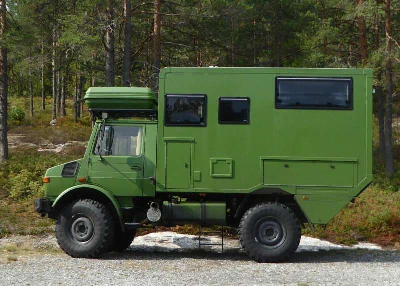 Mercedes-Benz UNIMOG, снимка 1 - Камиони - 48589744